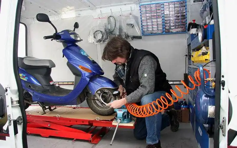 Rabatt Roller Honda X8R 50x 50ccm 2Takt Vorort Service Home Mobil Kundendienst Werkstatt Reparatur Wartung Bus Wagen Inspektion Ersatzteil