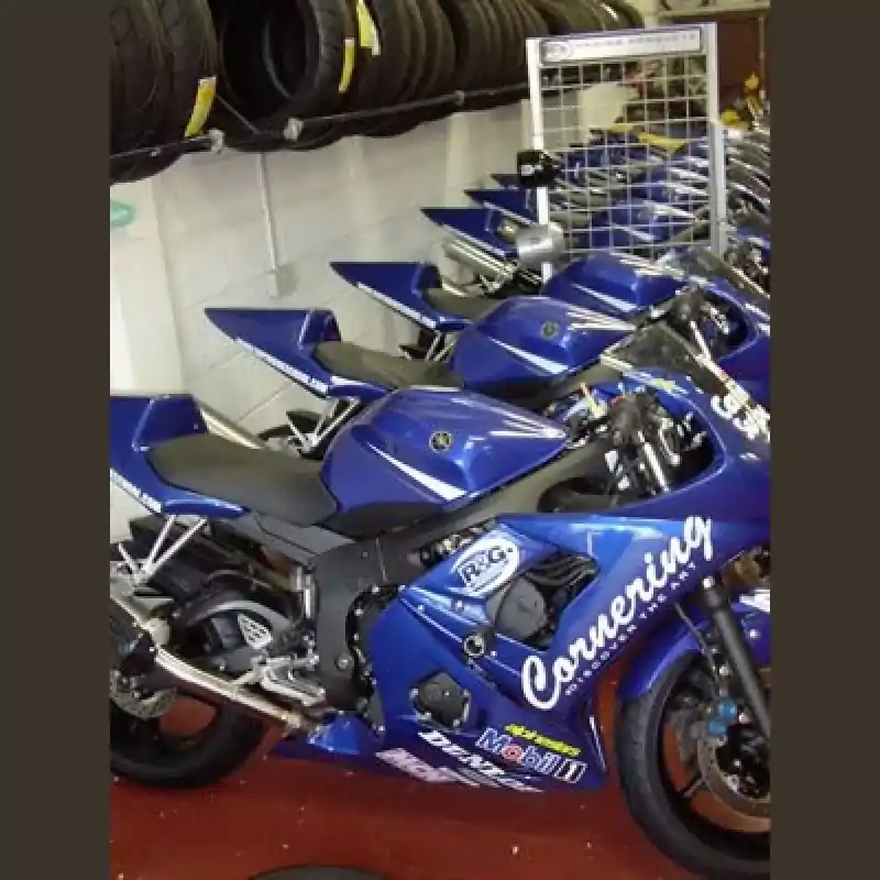 Rabatt R&G Racing Sturzpads vorn passend für Yamaha YZF R6 2003-2005