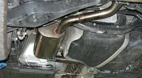 Neuheit FOX Mittelschalldämpfer passend für VW Golf VI
