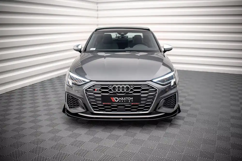 Billig Street Pro Front Ansatz + Flaps passend für Audi S3 / A3 S-Line 8Y