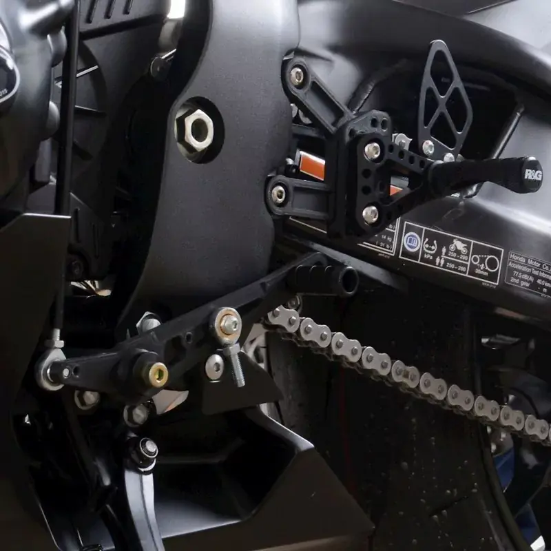 R&G Racing Fußrastenanlage passend für Honda CBR 1000 RR-R / SP ab 2020 Must-Have